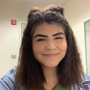 Meet your Posher, Kayleen